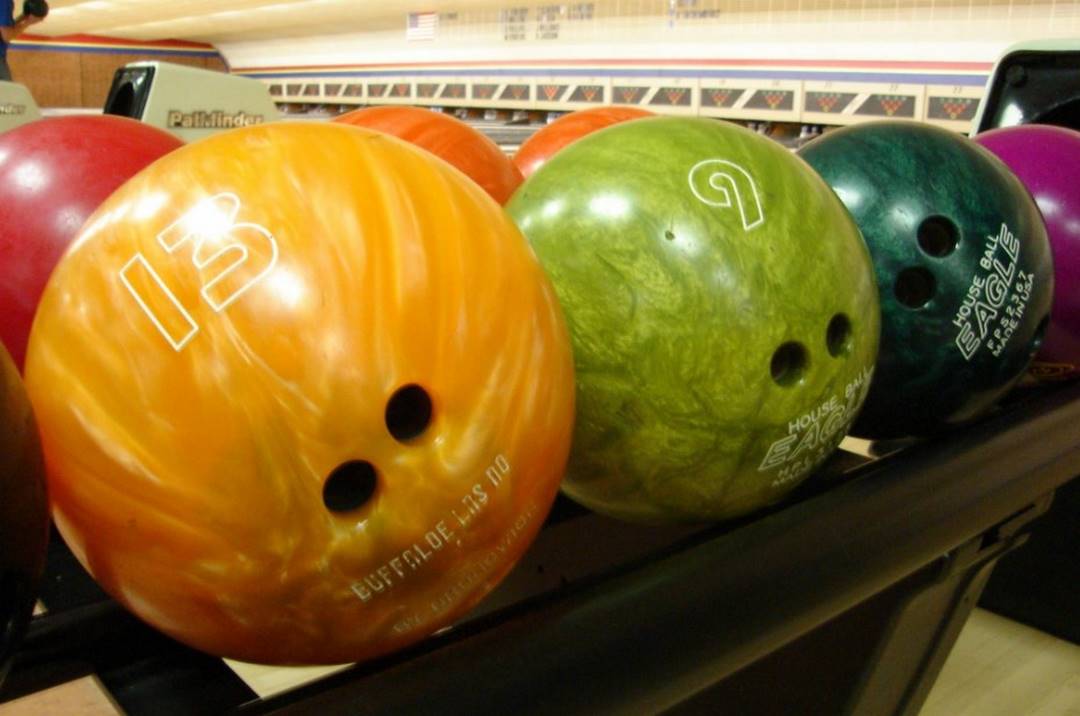 Cách lựa chọn banh bowling phù hợp với cấp độ chơi của bạn