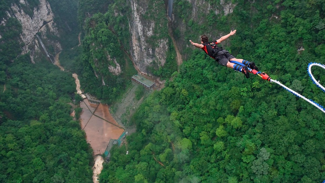 Tổng hợp những địa điểm nhảy bungee tuyệt vời nhất trên thế giới